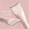 Brocha de base personalizada ultradelgada en forma de media luna, mismo estilo que los influencers populares en línea, cabeza plana, una pasada no deja marcas, no absorbe producto, venta al por mayor de brochas de maquillaje Cangzhou