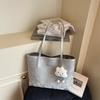 Bolsa Casual Grande Capacidade para Mulheres 2025 Nova Simples Elegante Pingente Cor Sólida Bolsa Tote Ombro Armazenamento