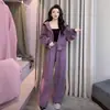 Conjunto Elegante e Moderno de Duas Peças 2025 Primavera e Outono Novo Conjunto de Duas Peças Esportivo Versátil Emagrecedor com Capuz para Mulheres