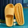 Pantuflas de verano para mujer, para el hogar, el baño, antideslizantes, con suela gruesa, para uso en interiores y exteriores, sandalias y pantuflas para el hogar para parejas, para hombre.