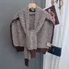 Chal Oversized de Mezcla de Lana con Bloques de Color Rayados para Mujer, Atado, Adelgazante, Cálido, Estudiante, Exterior, Envoltorio para Hombros, Tienda Física Japonesa y Coreana