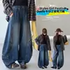 Jeans de Pierna Ancha con Bolsillos Cargo de Moda para Niñas Otoño 2026 Nuevos Pantalones Curvos Plisados Trendy de Otoño para Niños