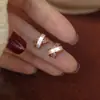 Pendientes de Plata de Ley S925 Tiqi Estilo Lujo Ligero de Concha y Cruz para Mujer, Modernos Geométricos con Circonita Incrustada, Exquisitos Pendientes para el Día a Día