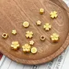 Accesorios Dorados Mate Conservadores de Color Método Antiguo, Abalorios de Flor de Durazno de Cuatro Hojas con Agujero Grande, Abalorios Separadores para Pulsera, Collar, Pulsera Tejida