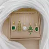 Collar de mujer: Collar de flor de circón esmeralda estilo europeo y americano transfronterizo, colgante de nuevo diseño, cadena elegante para la clavícula