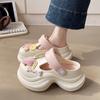 2025 Novos Sapatos Rosa Macaron Estrela Solado Grosso Femininos Moda Verão Sandálias e Chinelos Duas Formas Baotou