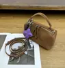 Oubena Mini Bolsa Pequeña Bolso de Mujer 2025 Otoño e Invierno Nuevo Estilo Bolso de Mano Cuadrado Pequeño Bolso de Hombro Cruzado Elegante de Alta Gama