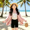 Xale de Proteção Solar para Meninas, Verão Fino e Respirável Novo Modelo 2026, Roupa de Verão Infantil, Capa Curta com Proteção UV, Item Mais Vendido