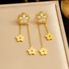 Pendientes Largos con Flecos y Colgante de Flor de Cinco Pétalos Brillante Bañado en Oro, Estilo Minimalista Transfronterizo de Moda, con Pedrería