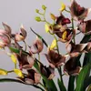 Orquídea Phalaenopsis Artificial con 2 Ramas y Hojas, Phalaenopsis Artificial de Tallo Único de EVA para Decoración del Hogar de Interior y Arreglos Florales