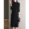 Vestido de Duas Peças Feminino de Alta Costura 2025 Novo Outono e Inverno Casaco Saia de Inverno Colete Suéter de Tricô Saia