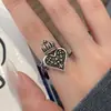 Anel Coroa Vintage Desgastado em Prata de Lei S925 para Mulheres, Design Aberto Ajustável, Único e Estiloso, Anel de Dedo Indicador de Nicho de Alto Padrão