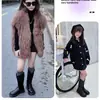 Botas Martin de Moda Versátiles para Niños 2026 Otoño/Invierno Nuevo Estilo Botas Largas de Suela Suave para Niños Mayores con Forro de Felpa Botas de Cuero Modernas