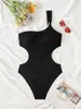Amazon 2027 Traje de baño de una pieza nuevo de comercio exterior transfronterizo europeo y americano, traje de baño sexy para mujer con diseño hueco, al por mayor en stock
