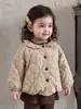 Conjunto de Ropa de Algodón para Bebé Niña Otoño/Invierno Chaqueta Acolchada Pequeña Floral Pantalón con Peto Falso de Dos Piezas para Niños Pantalones Ligeramente Acampanados Conjunto de Tres Piezas