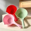 R148 concha grande de água para cozinha plástico espesso 18cm concha de água concha de água para crianças para brincar no água atacado