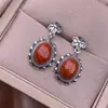 Pendientes Rojos del Sur Plata s925 Incrustada Retro Plata Pendientes Cortos Exquisitos Moda para Viajar Simples Joyería para Orejas de Mujer Rojo del Sur
