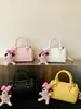 Bolso de Mujer con Patrón de Lichi, Bolso Boston Blanco, Bolso de Mano, Versátil para el Trabajo, Sensación de Alta Gama, Doble Hebilla, Bolso de Moda Popular para Mujer