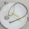 Dulce y Fresco Estilo Sexy Cordón Acero de Titanio Flor Collar Largo Joyería para Mujer Gama Alta Simple Diseño de Nicho Cadena para Suéter