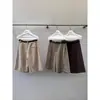 Pantalones de traje plisados de cintura alta COMOS CMS Otoño para mujer, Pantalones rectos de cinco puntos simples para el trabajo 260262