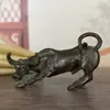Bronce Antiguo Toro de Wall Street Toro del Zodiaco Toro del Mercado Próspero Adornos para el Hogar Artesanías Suministro en Vivo Venta al por Mayor