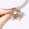 Broche de Peonía Esmaltado de Lujo Ligero Broche de Flor de Perla Estilo Chino para Mujer Accesorios Retro Elegantes Corsage de Moda