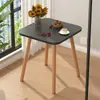 Mesa Quadrada Pequena Mesa de Centro Mesa para Casa de Aluguel Apartamento Pequeno Simples Quadrada Pernas de Madeira Maciça Mesa de Chá para Varanda Mesa Lateral para Sofá