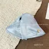 Presilha Triangular de Tecido de Cetim Francês para Mulheres 2025 Nova Presilha de Cabelo de Alto Padrão na Parte de Trás da Cabeça Elegante Presilha Tubarão Acessório de Cabelo