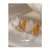 Pinzas para Orejas de Cobre Chapado en Oro de 18K Estilo Hong Kong, Moda Artesanía Pesada, Pendientes de Plata de Lujo Ligero Francés, Aretes para Mujer con un Toque de Nicho de Alta Gama