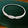 Pulseira circular wrap-around com fecho de zircônia banhada a ouro 18K real, design de nicho, luxo leve, joia com toque de alta qualidade