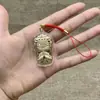 Llavero de Mazu con Lámina de Oro de Dibujos Animados Versión Q, Santa Madre Celestial, Colgante Atrae Riqueza y Protege la Seguridad, Regalo Conmemorativo al por Mayor