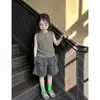 Conjunto de Verano para Niñas 2026: Conjunto de Moda Verano Estilo Coreano para Niños: Top Rayado de Moda y Pantalones Tipo Falda de Malla Elegantes