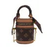 Bolsa Infantil Transfronteiriça Outono e Inverno Nova Moda Europeia e Americana Letra Mini Bolsa Cilindro Exquisite Bolsa Transversal Feminina com Corrente Tendência