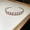 Pulseira Europeia e Americana Transfronteiriça com Diamantes Incrustados, Irregular, Multicamadas, Contas e Pérolas, Pulseira Fashion e Elegante, Joia de Luxo Leve e de Alta Qualidade