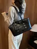 Bolso Retro de Gran Capacidad Transfronterizo para Mujer Nuevo 2026 Bolso de Hombro Único de Alta Gama Bolso Tote Trendy para el Viaje Diario de la Mujer