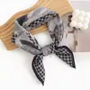 65 Atmósfera Estilo Coreano Temperamento Algodón Lino Estilo Pastoral Pañuelo Cuadrado Pequeño Pañuelo Pequeño Decorativo Profesional Femenino Bufanda Cuello