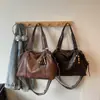 Bolsos para Mujer en Otoño e Invierno, Bolsos Grandes de Cuero Encerado Texturizado, Nueva Moda Transfronteriza, Bolsos Suaves tipo Almohada de Cuero, Bolsos Retro de Axila