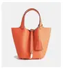 2025 Nova Camada Superior Couro Bovino Padrão Lichia Cor Sólida Bolsa Cesta de Vegetais Grande Capacidade para o Dia a Dia Bolsa de Mão de Couro Genuíno Bolsa Saco