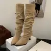 Botas Elegantes de Salto Alto com Bico Fino, Botas Longas Estilo Cavaleiro Cáqui para Mulheres, Novo Modelo Outono/Inverno 2026, Botas de Cano Alto para Combinar com Casacos