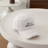 Gorra de béisbol para niños de 3 a 8 años, nuevo estilo otoño e invierno, gorra cálida de felpa para niños, gorra versátil con letras transfronteriza para niñas