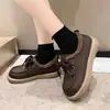 Mocasines Esponjosos de Suela Blanda para Mujer 2026 Nuevo Estilo Invierno Estilo Británico Zapatos Pequeños de Cuero Zapatos Peludos Cálidos Zapatos de Algodón con Cordones