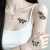 Pegatina de Tatuaje Temporal Mariposa Negra Gris Colorida para Niñas Brazo Dorso de la Mano Clavícula Pecho Hombro Estilo Europeo Impermeable