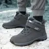 Nuevos zapatos de invierno para hombre de caña alta, forrados de felpa y acolchados de algodón, zapatos deportivos antideslizantes para caminar, botas de nieve para mamá, pareja