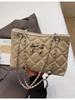 Bolsa de Corrente Bordada Matelassê de Comércio Exterior para Mulheres 2025 Nova Bolsa Quadrada Pequena Elegante com Laço Versátil Bolsa Transversal de Ombro