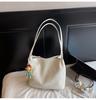 Bolso de Mujer de Gran Capacidad de Nicho de Moda Verano 2026 Bolso Tote Versátil de Moda Bolso de Hombro para el Hombro Súper Popular para el Viaje