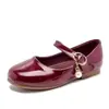 Nueva colección 2026 de zapatos planos para niñas, zapatos de piel para niños primavera/otoño, perfectos para combinar con vestidos, elegantes Mary Janes planos para niñas pequeñas, adecuados para actuaciones