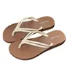 Chanclas de Nuevo Estilo para Mujer, Para el Verano al Aire Libre, Antideslizantes, Resistentes al Desgaste, Modernas y Versátiles, Sandalias de Playa