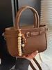 Diseño Nicho Transfronterizo Casual Simple Bolso Cuadrado Pequeño Moda 2025 Nuevo Estilo Bolso de Hombro Cruzado Personalizado para Mujer