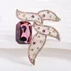 Nova Broche de Cristal de Imitação de Laço de Alta Qualidade Exquisito Luxuoso Design de Corsage Nicho Exagerado Acessórios de Alfinete