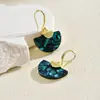 Joias Europeias e Americanas de Venda Quente Cruzada Brincos de Semicírculo com Design Retro em Forma de Leque Inlaid com Pedras Preciosas Brincos de Tarraxa Versáteis Ornamentos de Orelha de Nicho